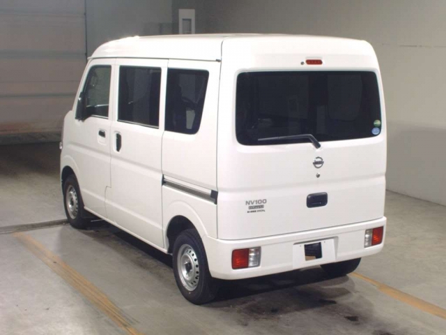 Import and buy NISSAN CLIPPER VAN 2018 from Japan to Nairobi, Kenya