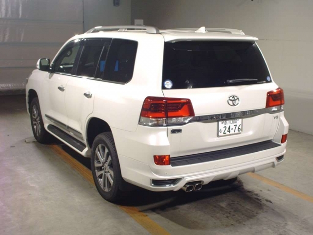 Import and buy TOYOTA LAND CRUISER 2017 from Japan to Nairobi, Kenya