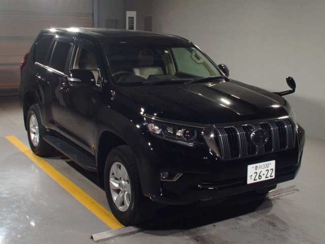 Import and buy TOYOTA LAND CRUISER PRADO 2018 from Japan to Nairobi, Kenya