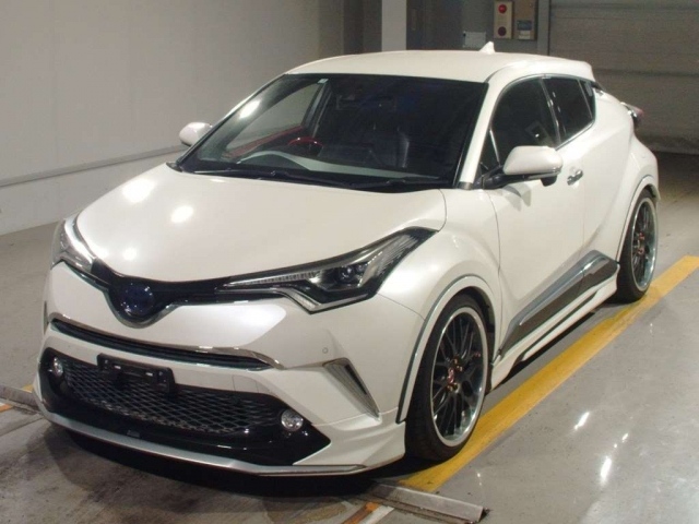 Import and buy TOYOTA C-HR 2017 from Japan to Nairobi, Kenya