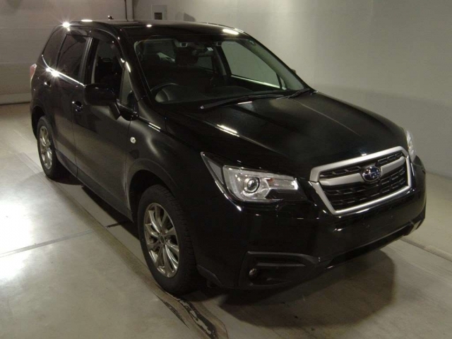 Import and buy SUBARU FORESTER 2018 from Japan to Nairobi, Kenya