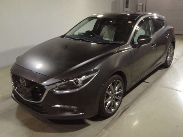 Import and buy MAZDA AXELA 2017 from Japan to Nairobi, Kenya