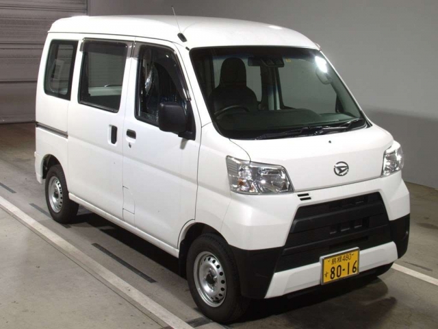 Import and buy DAIHATSU HIJET VAN 2017 from Japan to Nairobi, Kenya