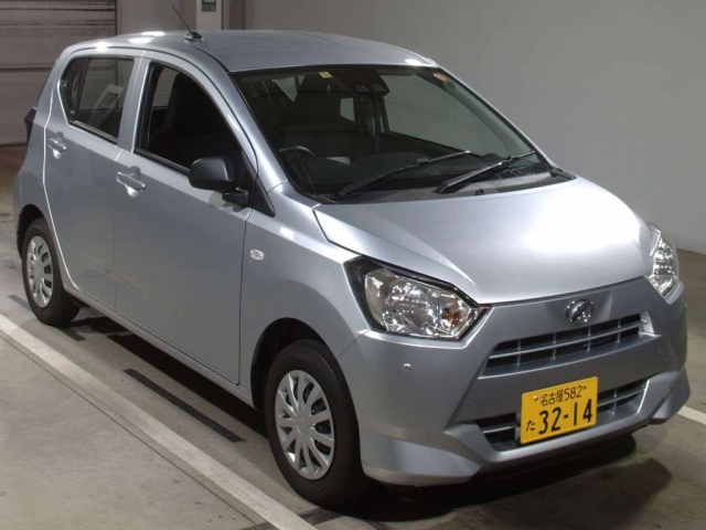 Import and buy DAIHATSU MIRA E S 2017 from Japan to Nairobi, Kenya