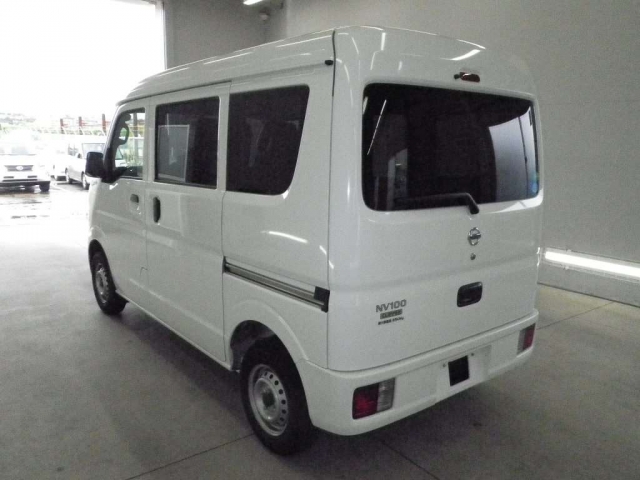 Import and buy NISSAN CLIPPER VAN 2018 from Japan to Nairobi, Kenya