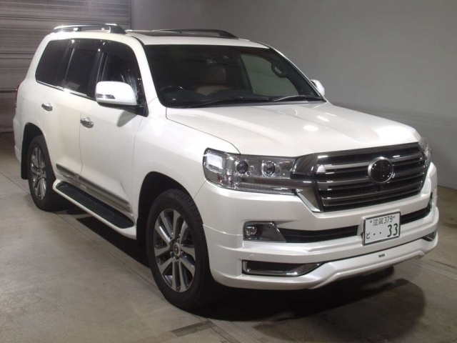 Import and buy TOYOTA LAND CRUISER 2017 from Japan to Nairobi, Kenya