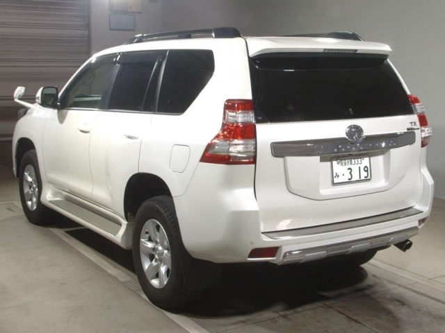 Import and buy TOYOTA LAND CRUISER PRADO 2017 from Japan to Nairobi, Kenya