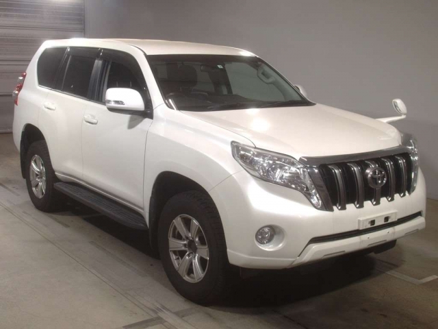 Import and buy TOYOTA LAND CRUISER PRADO 2017 from Japan to Nairobi, Kenya