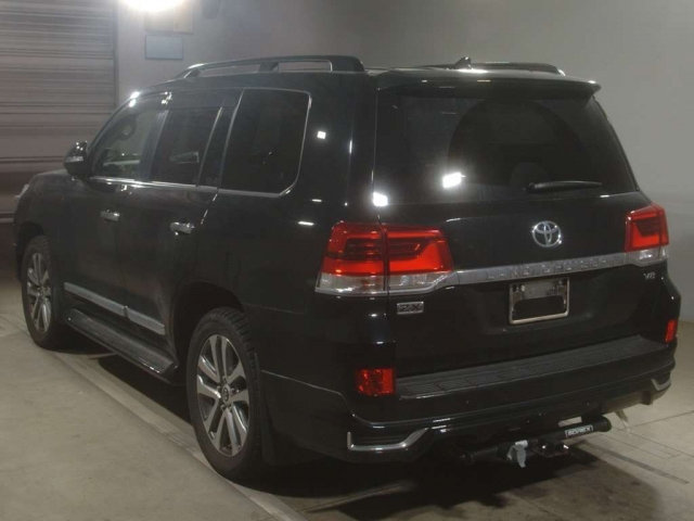 Import and buy TOYOTA LAND CRUISER 2017 from Japan to Nairobi, Kenya