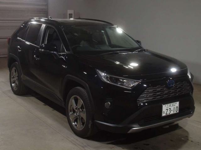 Import and buy TOYOTA RAV4 2019 from Japan to Nairobi, Kenya