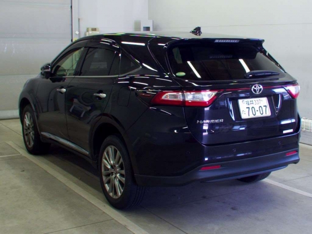 Import and buy TOYOTA HARRIER 2018 from Japan to Nairobi, Kenya