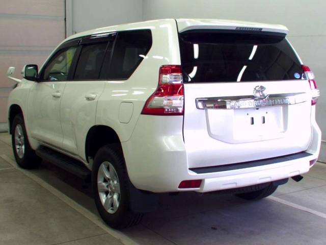 Import and buy TOYOTA LAND CRUISER PRADO 2017 from Japan to Nairobi, Kenya