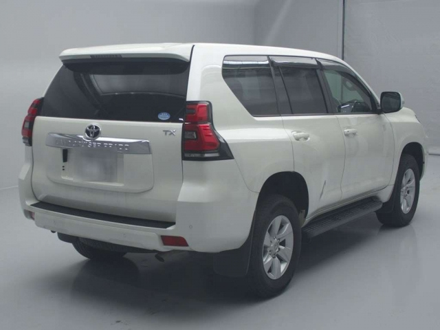 Import and buy TOYOTA LAND CRUISER PRADO 2019 from Japan to Nairobi, Kenya