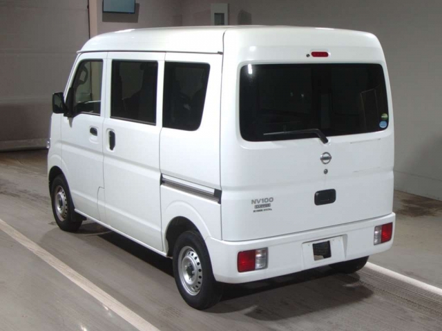 Import and buy NISSAN CLIPPER VAN 2018 from Japan to Nairobi, Kenya