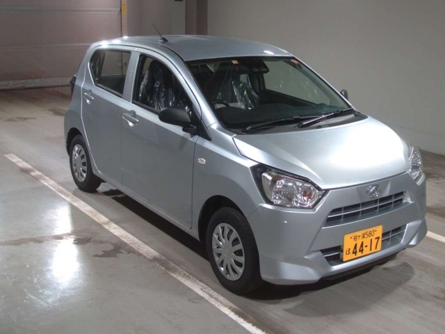 Import and buy DAIHATSU MIRA E S 2017 from Japan to Nairobi, Kenya