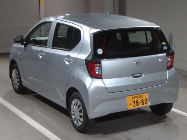 Import and buy DAIHATSU MIRA E S 2018 from Japan to Nairobi, Kenya