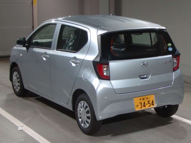 Import and buy DAIHATSU MIRA E S 2018 from Japan to Nairobi, Kenya