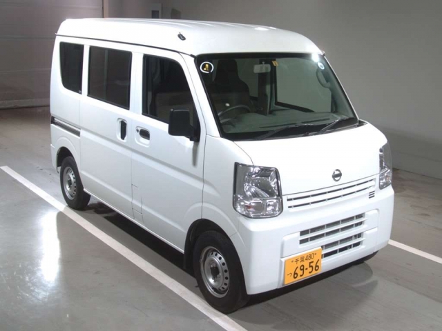 Import and buy NISSAN CLIPPER VAN 2018 from Japan to Nairobi, Kenya