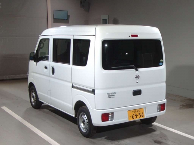 Import and buy NISSAN CLIPPER VAN 2018 from Japan to Nairobi, Kenya