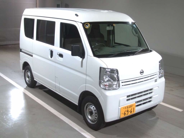 Import and buy NISSAN CLIPPER VAN 2018 from Japan to Nairobi, Kenya