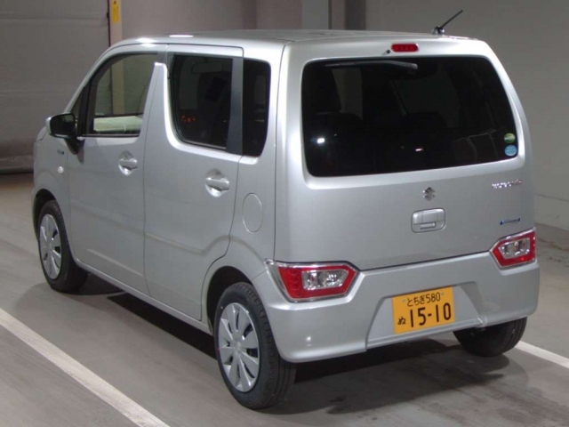 Import and buy SUZUKI WAGON R 2018 from Japan to Nairobi, Kenya