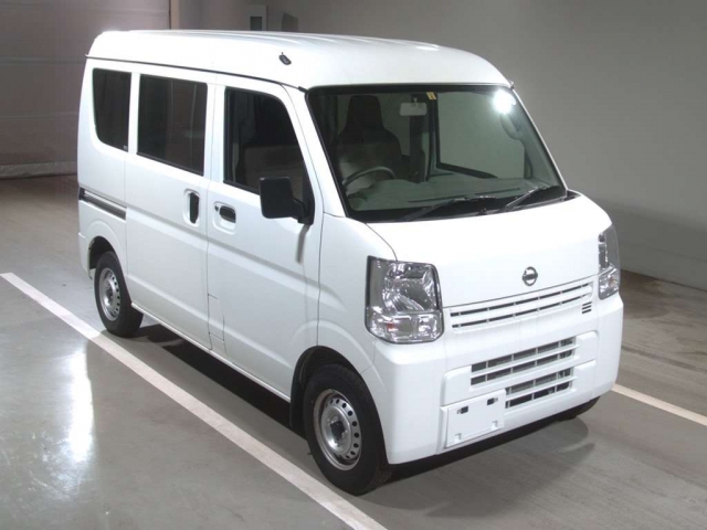 Import and buy NISSAN CLIPPER VAN 2018 from Japan to Nairobi, Kenya