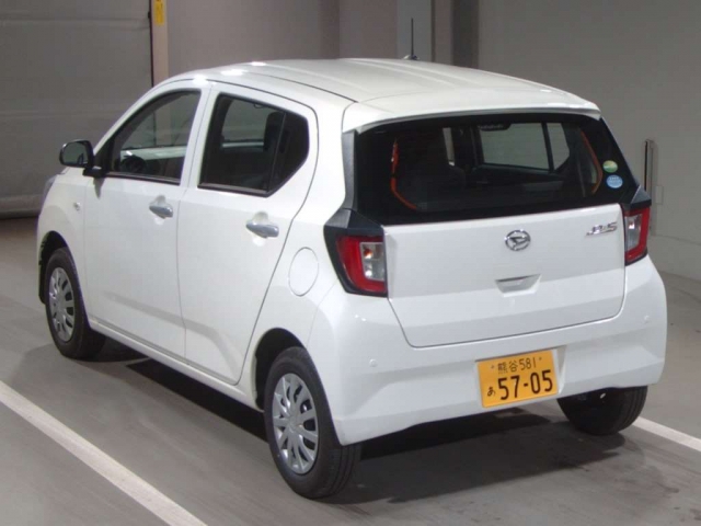 Import and buy DAIHATSU MIRA E S 2018 from Japan to Nairobi, Kenya