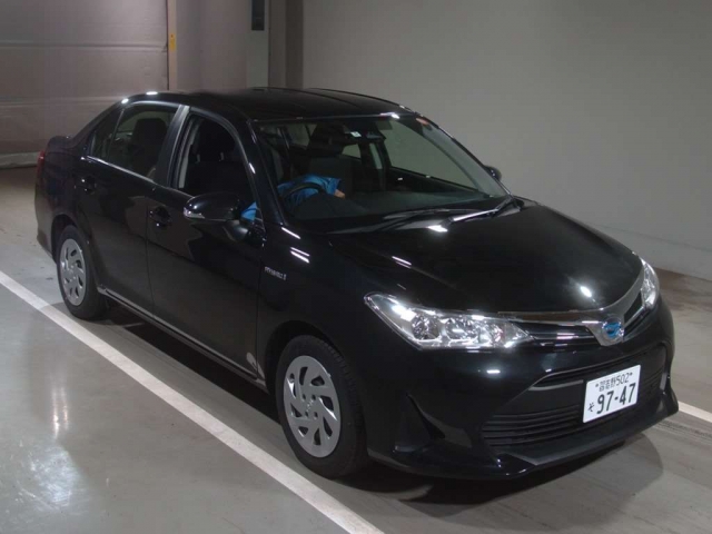 Import and buy TOYOTA COROLLA AXIO 2018 from Japan to Nairobi, Kenya