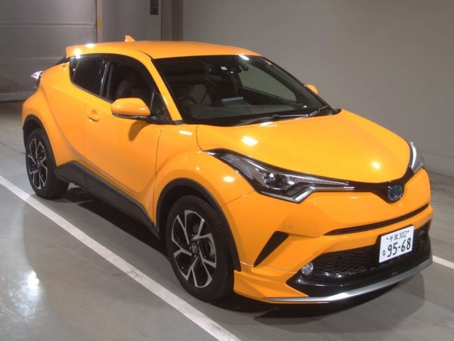 Import and buy TOYOTA C-HR 2017 from Japan to Nairobi, Kenya