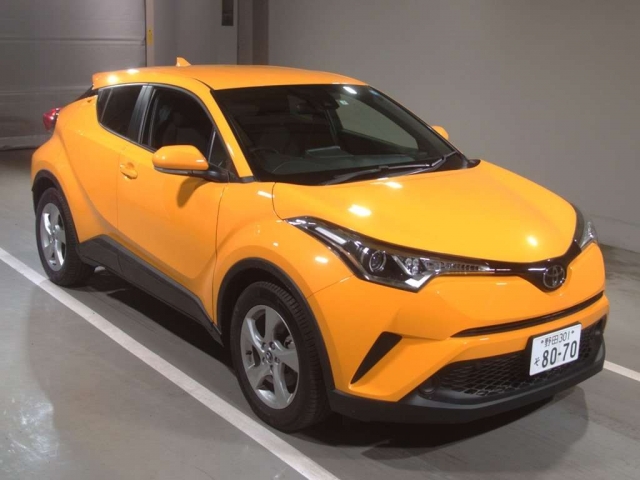 Import and buy TOYOTA C-HR 2017 from Japan to Nairobi, Kenya