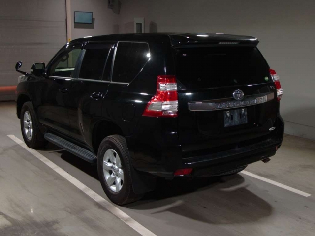 Import and buy TOYOTA LAND CRUISER PRADO 2017 from Japan to Nairobi, Kenya