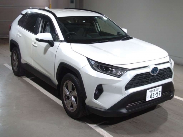 Import and buy TOYOTA RAV4 2019 from Japan to Nairobi, Kenya