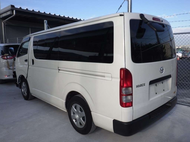 Import and buy TOYOTA HIACE VAN 2018 from Japan to Nairobi, Kenya