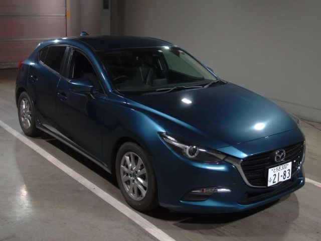 Import and buy MAZDA AXELA 2017 from Japan to Nairobi, Kenya