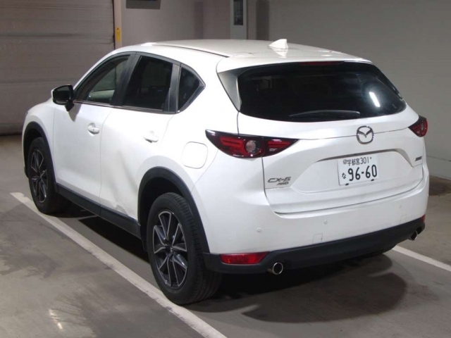 Import and buy MAZDA CX-5 2017 from Japan to Nairobi, Kenya