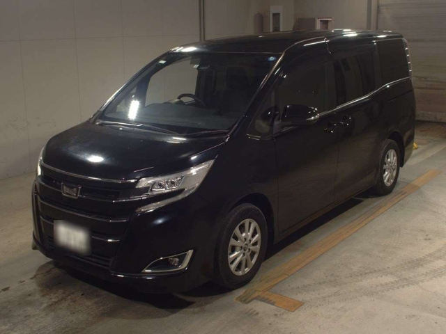 Import and buy TOYOTA NOAH 2017 from Japan to Nairobi, Kenya