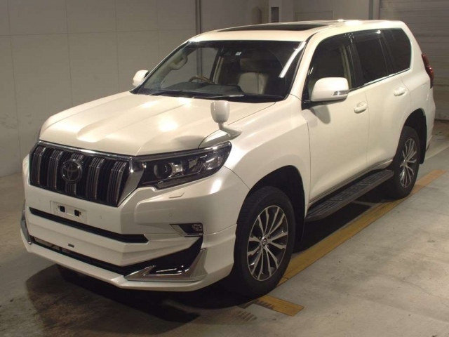 Import and buy TOYOTA LAND CRUISER PRADO 2018 from Japan to Nairobi, Kenya