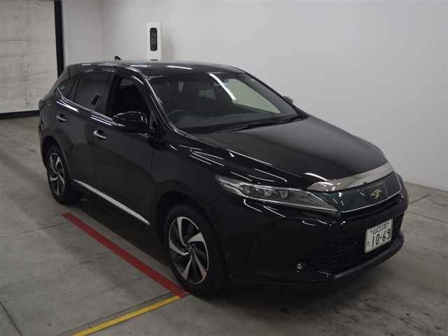 Import and buy TOYOTA HARRIER 2017 from Japan to Nairobi, Kenya