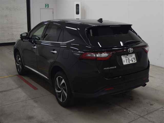 Import and buy TOYOTA HARRIER 2017 from Japan to Nairobi, Kenya