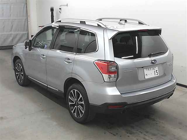 Import and buy SUBARU FORESTER 2017 from Japan to Nairobi, Kenya