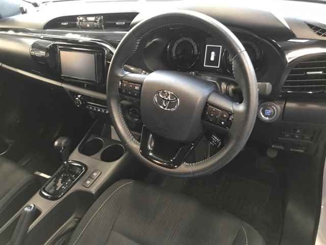 Import and buy TOYOTA HILUX 2019 from Japan to Nairobi, Kenya