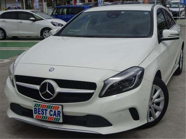 Import and buy MERCEDES BENZ MERCEDES BENZ A CLASS 2017 from Japan to Nairobi, Kenya