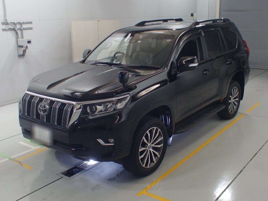 Import and buy TOYOTA LAND CRUISER PRADO 2018 from Japan to Nairobi, Kenya