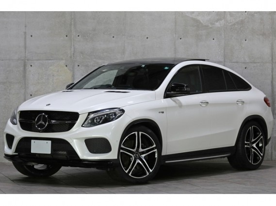 Import and buy MERCEDES BENZ GLE CLASS 2017 from Japan to Nairobi, Kenya