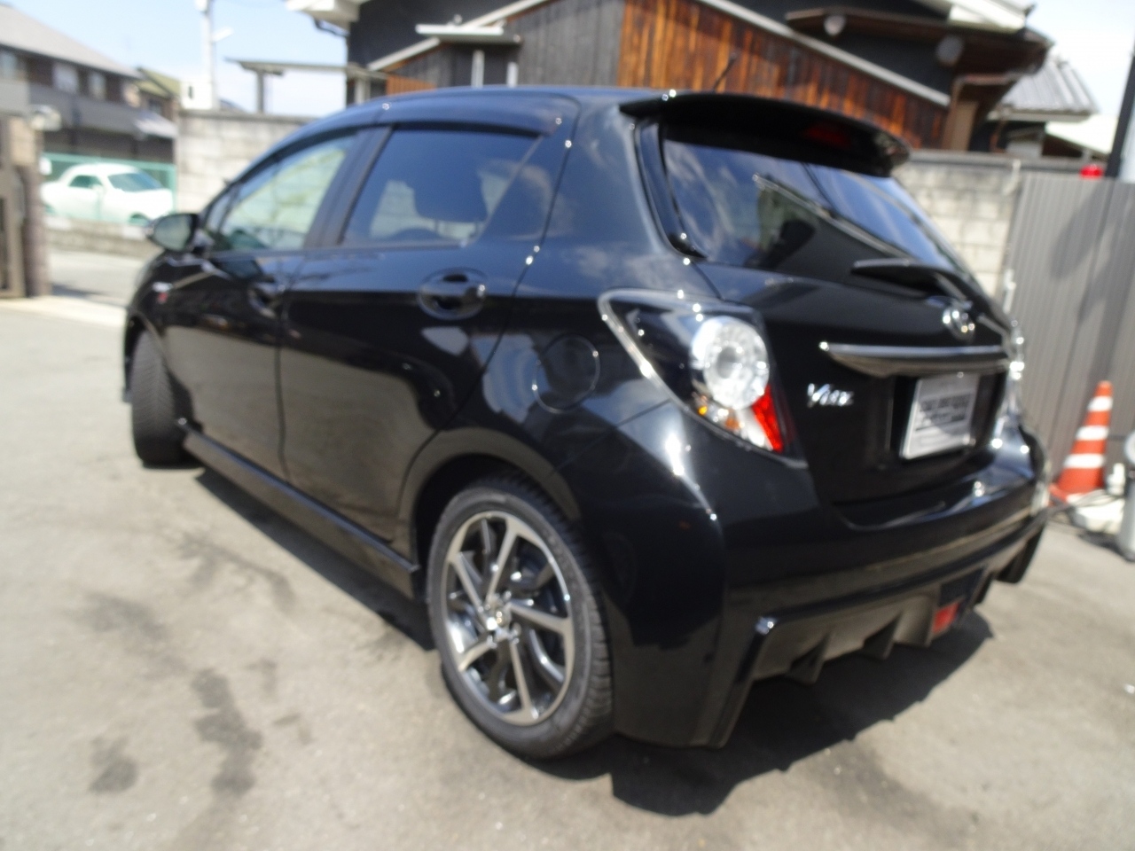 Import and buy TOYOTA VITZ 2019 from Japan to Nairobi, Kenya