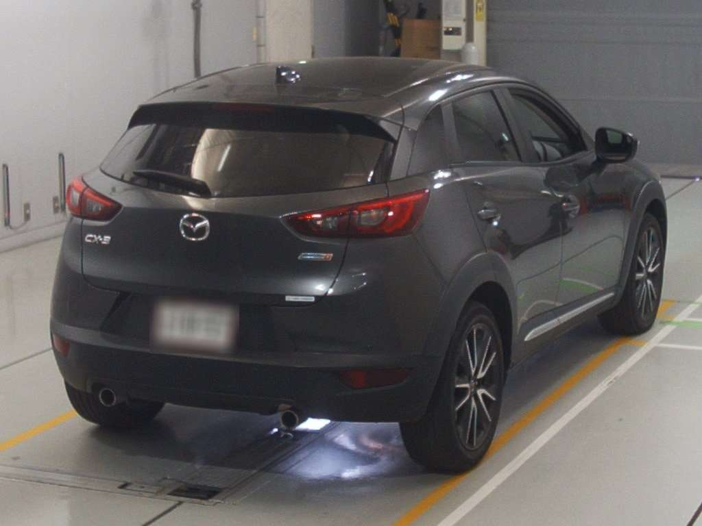 Import and buy MAZDA CX-3 2018 from Japan to Nairobi, Kenya