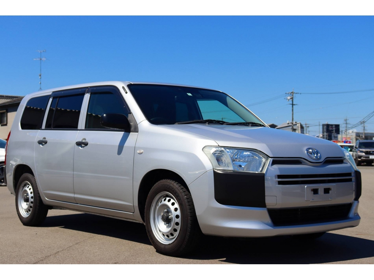 Import and buy TOYOTA PROBOX VAN 2018 from Japan to Nairobi, Kenya