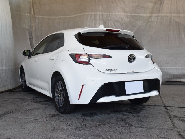 Import and buy TOYOTA COROLLA SPORT 2018 from Japan to Nairobi, Kenya