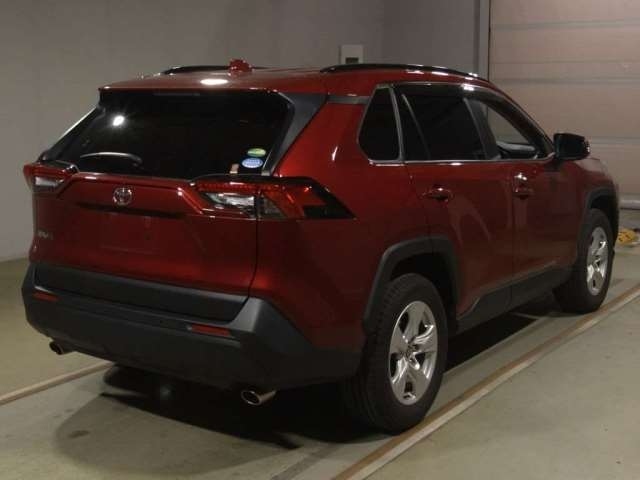 Import and buy TOYOTA RAV4 2020 from Japan to Nairobi, Kenya