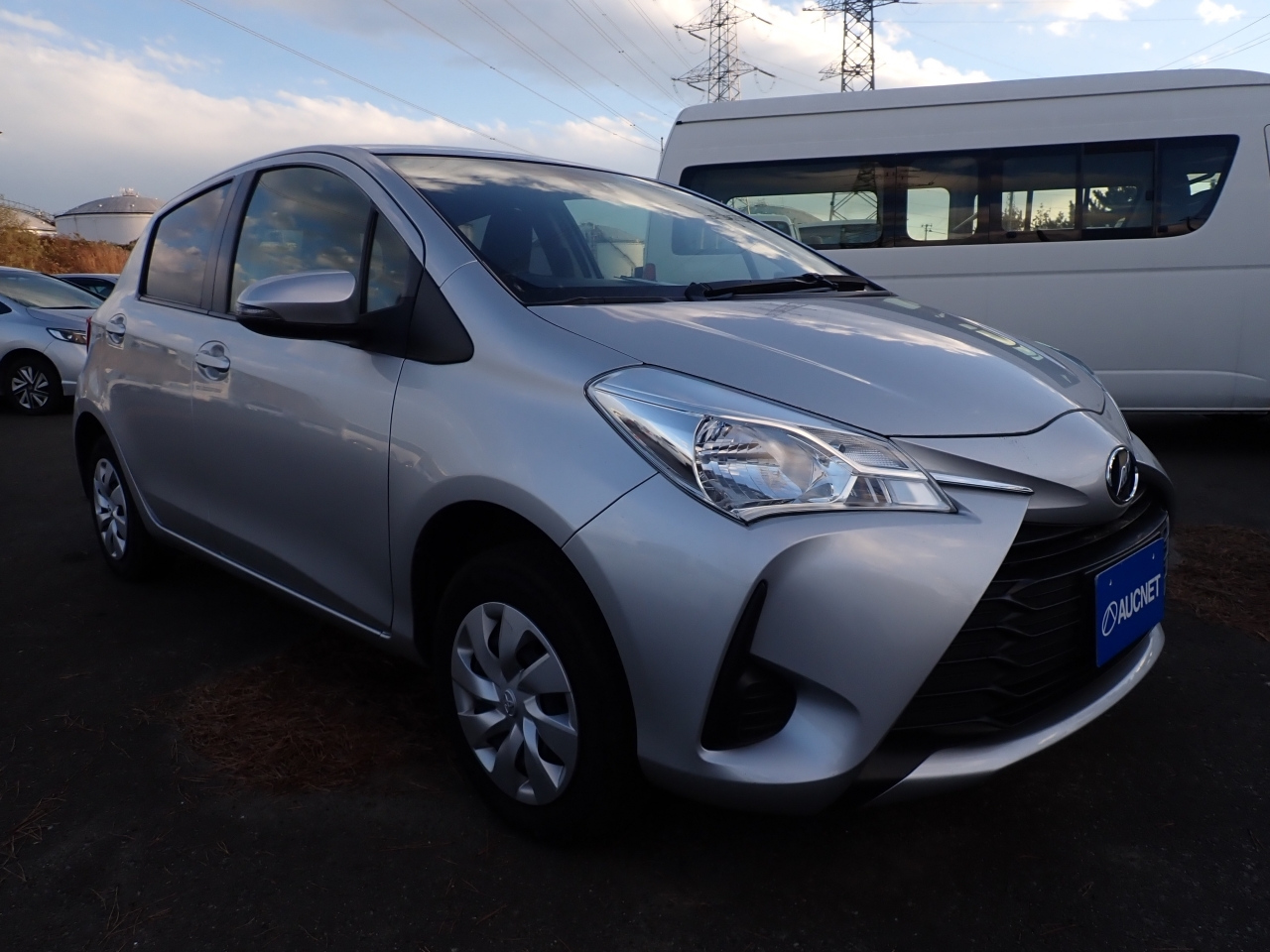 Import and buy TOYOTA VITZ 2018 from Japan to Nairobi, Kenya